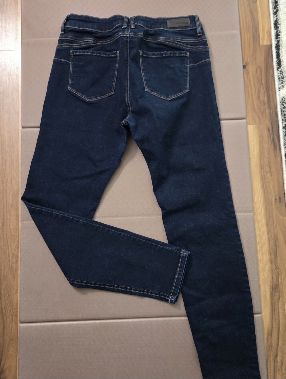Women’s Skinny Jeans in Dark Blue Indigo